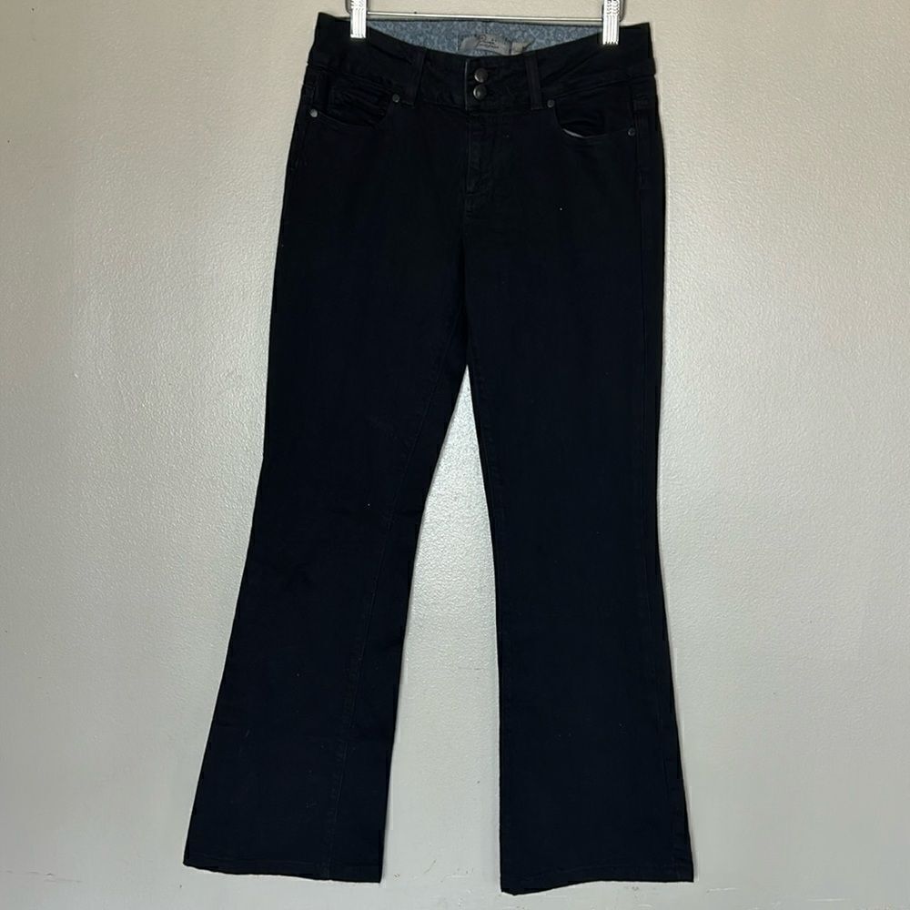 Women’s PAIGE petite hidden hills premium black jeans size 28